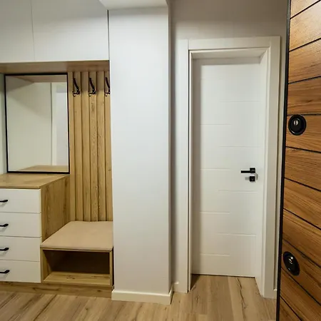 Apartamento Elia 2 *